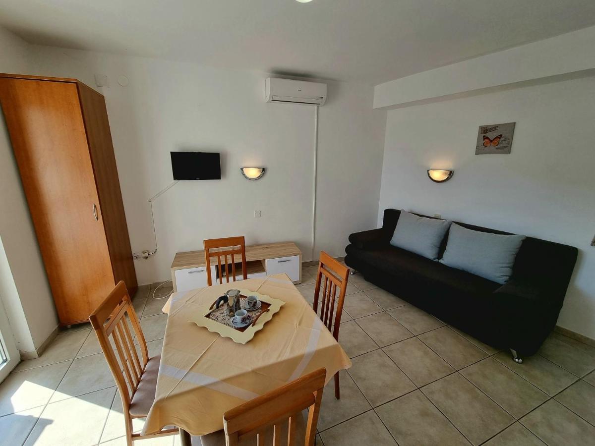Apartments Ostrea - Mimoza Novalja Luaran gambar
